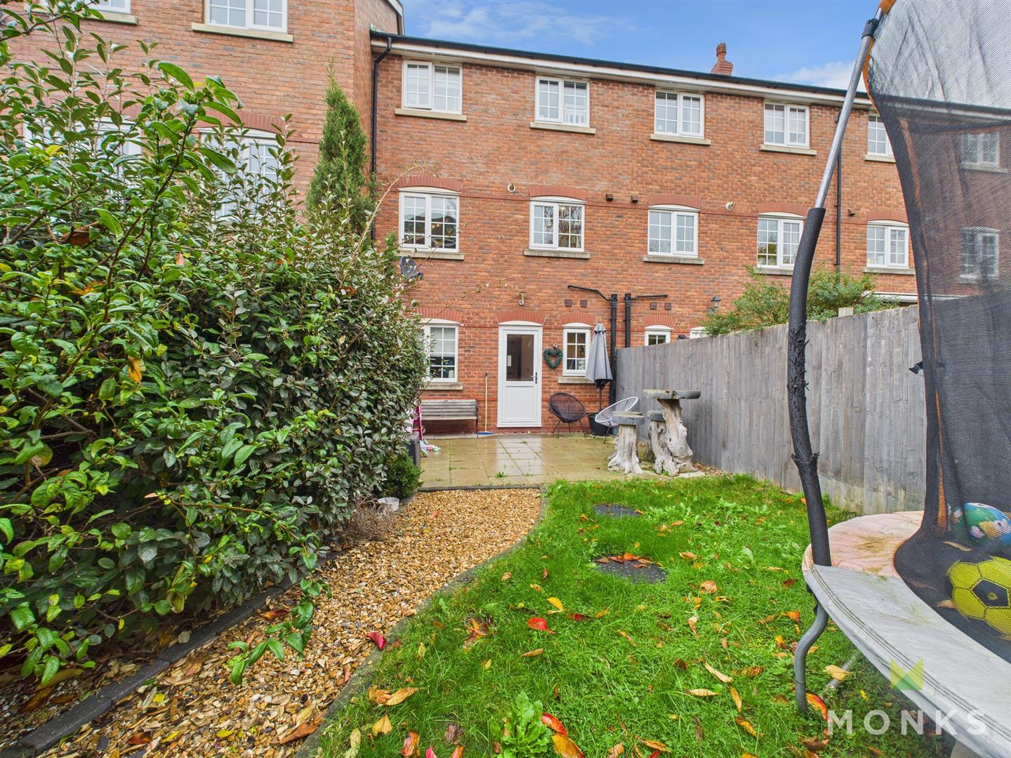 60 The Chestnuts, Shrewsbury, SY5 6JH For Sale